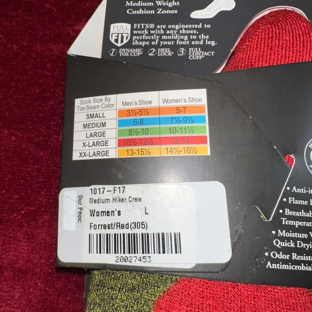 FITS Medium Hiker Crew Socks Womens Large‎ Forest Red Snowflake Merino Wool 1017